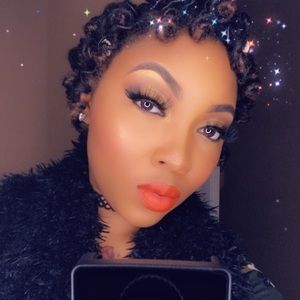 Meet your Posher, Cierra